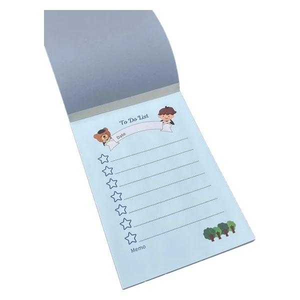 くまと男の子のイラスト入りのTo Doメモ帳